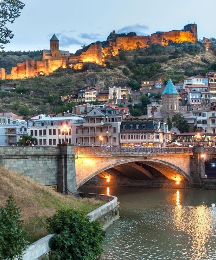 Big Three Apartments In Avlabari, Old Tbilisi Ngoại thất bức ảnh